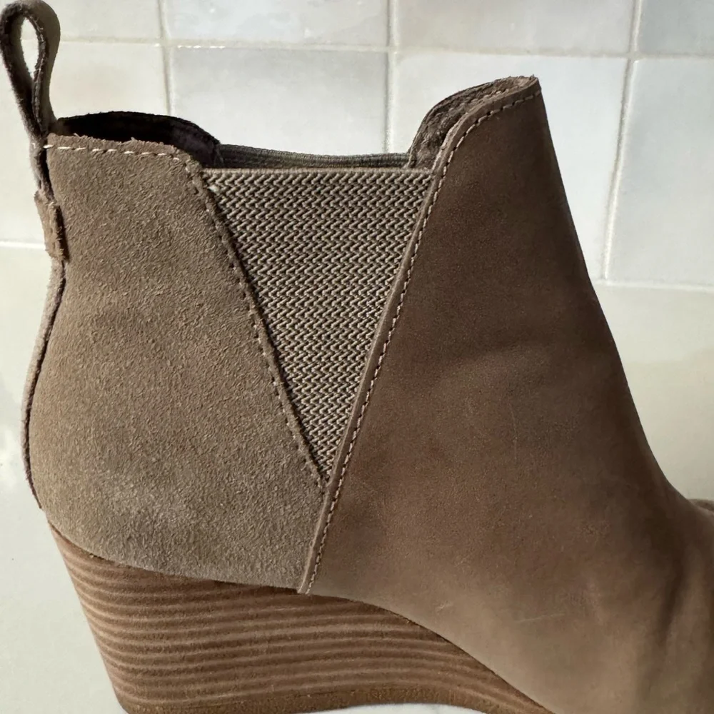 Toms classic kelsey